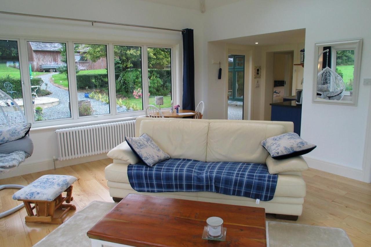Horsna Parc Retreat Bed & Breakfast Saint Tudy Exterior photo