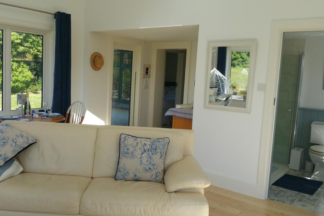 Horsna Parc Retreat Bed & Breakfast Saint Tudy Exterior photo